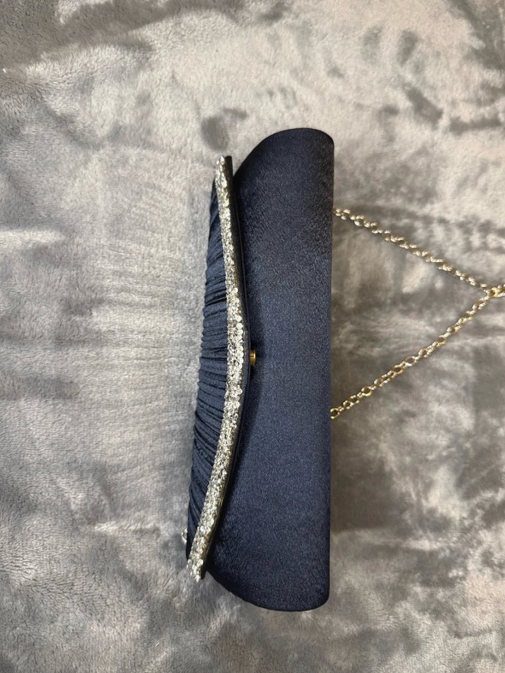 Formal Clutch Style Evening Handbag in Navy Blue, with Detachable Chain - Picture 3 of 8